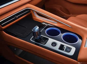 2025款吉利博越 基本型 官图