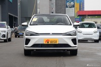 2021款R汽车 ER6 新动版 620km 智行版