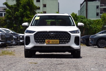 2025款瑞虎8 L 2.0T 自动长虹版 7座