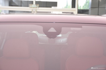 2024款添越 4.0T V8 长轴距版