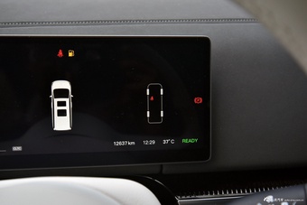 2025款梦想家 PHEV 四驱尊贵鲲鹏版