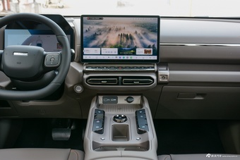 2026款哈弗大狗PLUS PHEV Hi4 200km 长续航潮电版