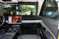 2025款一汽丰田bZ5 550 PRO智行版