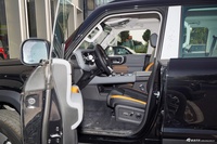 2025款北京BJ40e 魔核电驱标准版