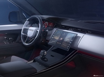 2025款揽胜运动 4.4 V8 SV Carbon 官图