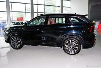 2024款长安CS75 PLUS 第三代 冠军版 1.5T 智驾劲航型