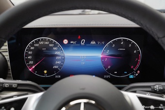 2025款维努斯 2.0T 威赫