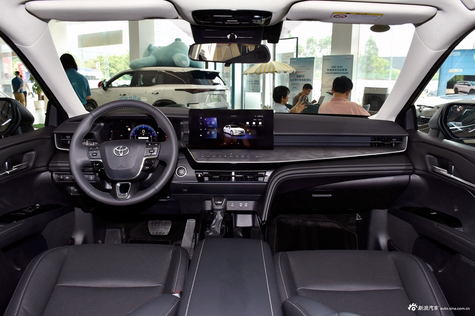 2026款凯美瑞 2.0GVP 豪华版