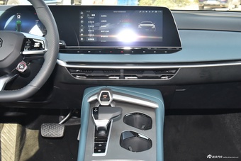 2026款MG7 2.0T自动 Trophy+ 超级运动版