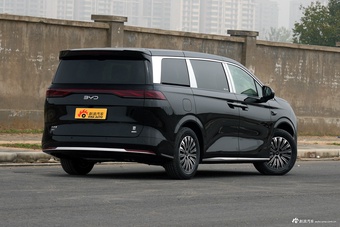 2026款比亚迪夏 DM-i 218KM超越型