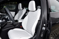 2024款奔驰GLC级轿跑 260 4MATIC 轿跑SUV