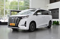 2022款腾势D9 DM-i 970 四驱尊荣型