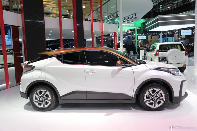 奕泽IZOA EV