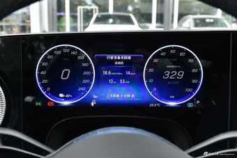 2025款奔驰CLA纯电 300L 超长续航领智版