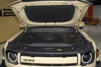 2026款iCAR V27 200KM四驱猎鹰700