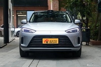 2023款问界M5 230km 四驱智驾版
