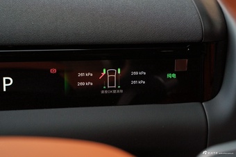 2025款吉利银河M9 210km 四驱领航版