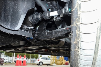 2024款星途揽月国际版 400T 四驱星尊 7座