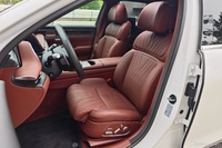 2023款捷尼赛思G90 豪华版