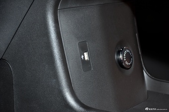 2026款捷途X70L 1.5TD 双离合舒适 5座