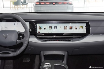 2025款极狐 阿尔法S6 735MAX 175kW