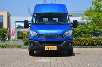 2021款依维柯欧胜3.0T自动超瑞长轴短悬高顶侧拉门