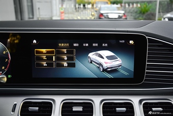 2020款奔驰GLE级350轿跑SUV豪华型 