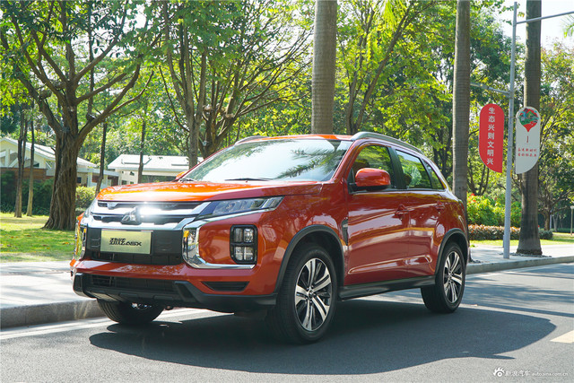 2020款劲炫ASX 2.0L自动智领版