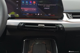 2024款宝马X1 xDrive25Li M运动套装