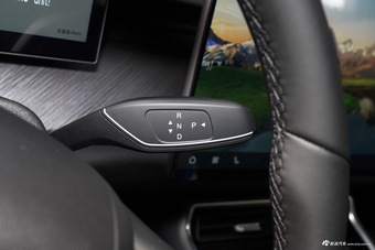 2025款风云T9 120 长续航版尊荣型 7座 磷酸铁锂