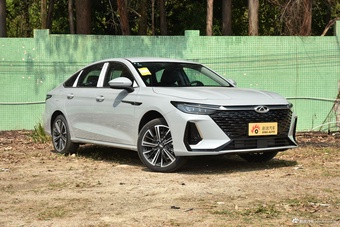 2025款艾瑞泽8 1.6T DCT卓越版