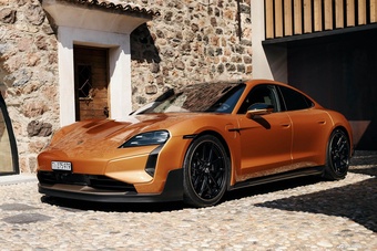 2026款Taycan Turbo GT Sonderwunsch 官图
