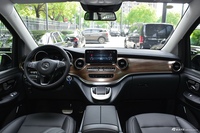 2020款奔驰V级 V 260 L 长轴距豪华版