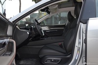 2022款小鹏汽车P7 480N+