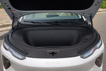 2026款海豹08 EV 905KM旗舰型