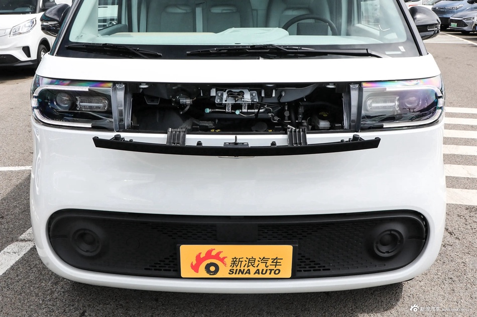 2023款上汽大通MAXUS 大拿V1 短轴低顶