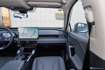 2026款威兰达 2.0L PRO+