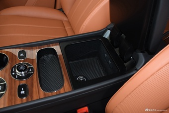 2024款添越 4.0T V8