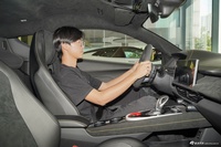 2025款Emira 2.0T DCT Turbo SE