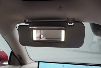 2025款智己L6 四驱性能版