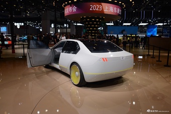 2023上海车展实拍：宝马i Vision Dee