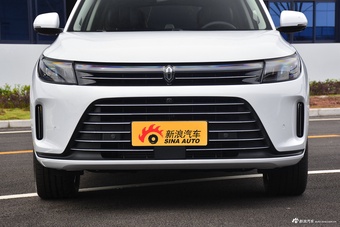 2022款问界M7 1.5T 增程式 两驱舒适版