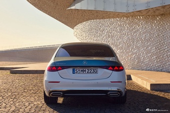 2027款迈巴赫S 680 4MATIC官图