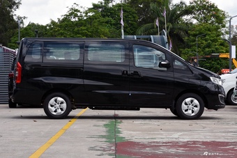 2025款瑞风M3 PHEV PLUS 2.0L 85km 智联版 9座