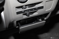 2021款海狮Z系列2.4L手动Z5厢货汽油版