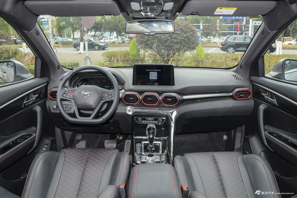 2019款海马8S 1.6T  自动炫版