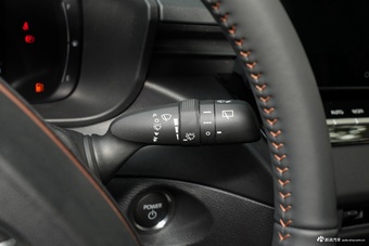 2026款卡罗拉锐放 2.0L 智能电混双擎 精英版