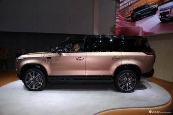 2025广州车展实拍：极石ADAMAS