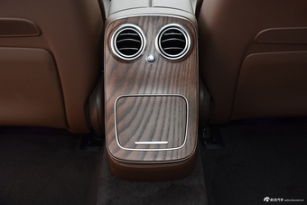 2021款奔驰E级 E 300 L 尊贵型