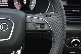 2021款奥迪Q5L Sportback上市特别版